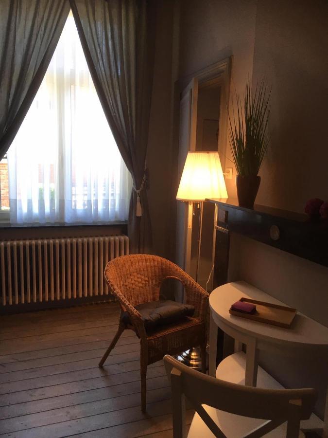 Bed and Breakfast De Gelaarsde Kat Ieper Exteriér fotografie